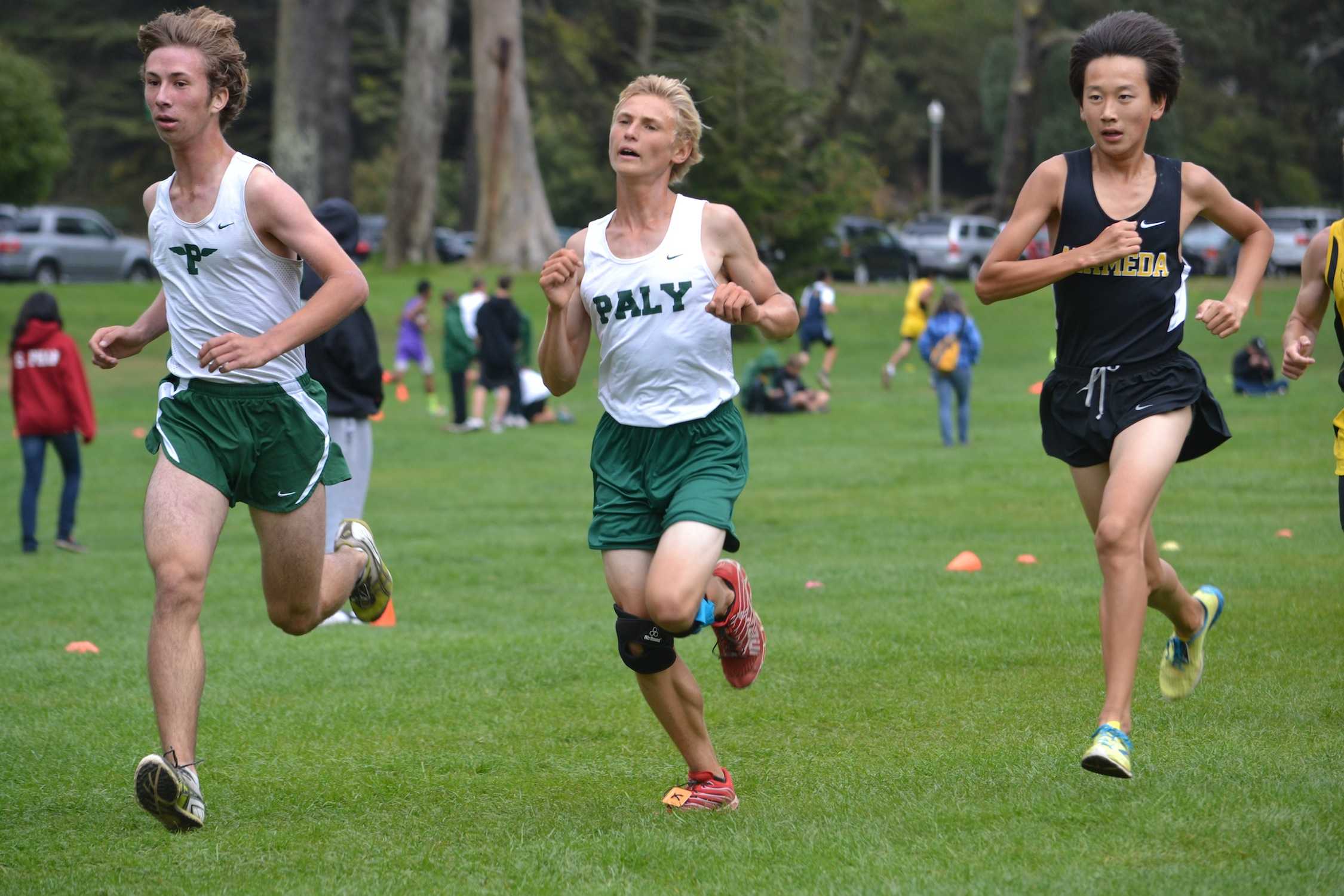 Brief boys’ crosscountry places eighth at Lowell Invitational