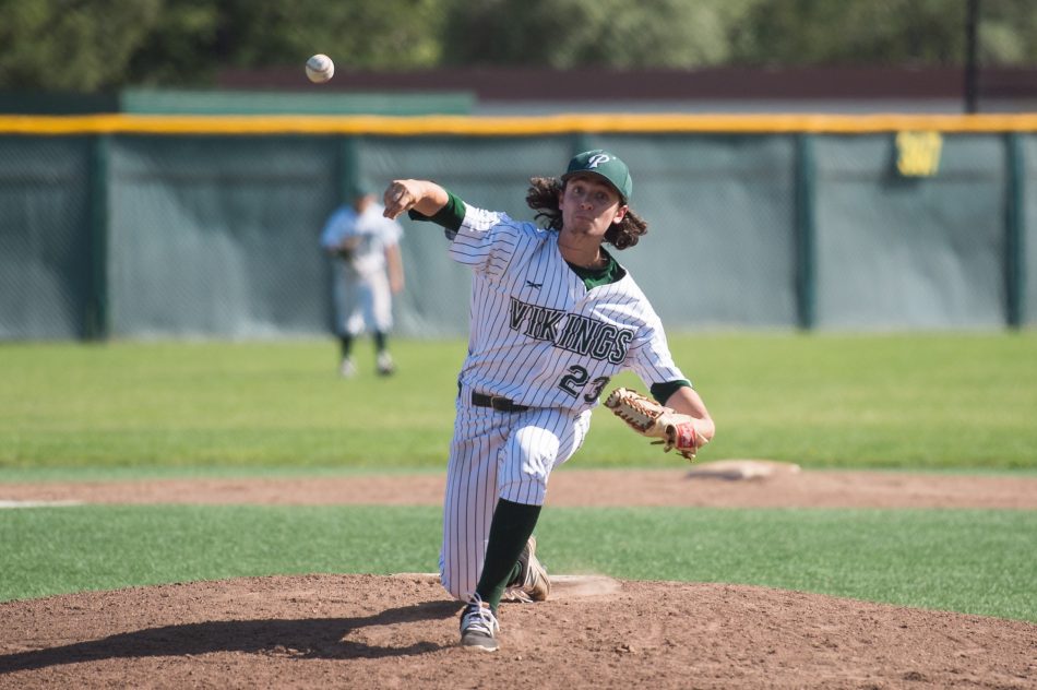 Baseball clinches out-right league title by beating Mountain View 3-1