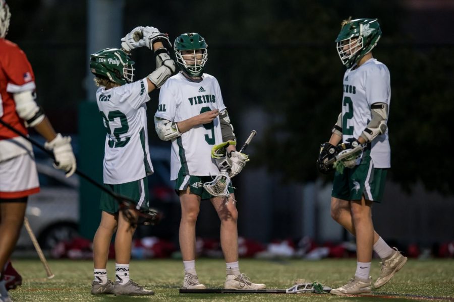 Paly Vikings defeat Mountain view 16-5