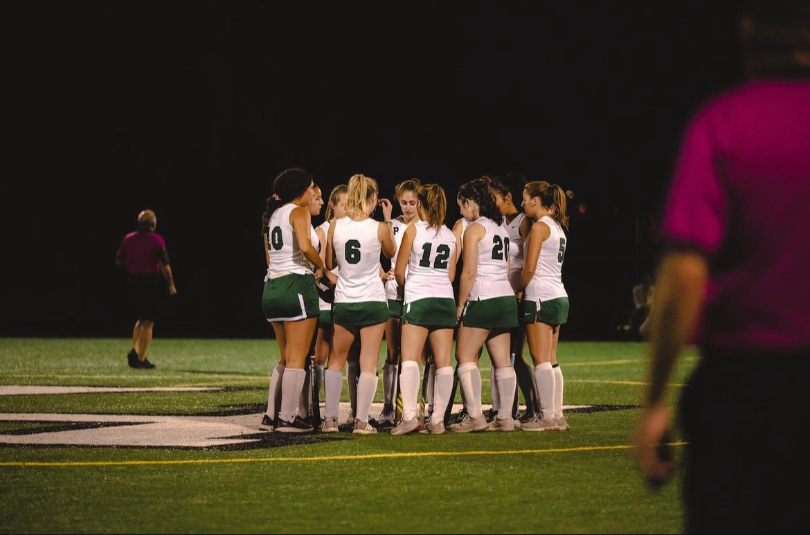 Photo courtesy of Paly Field Hockey on instagram